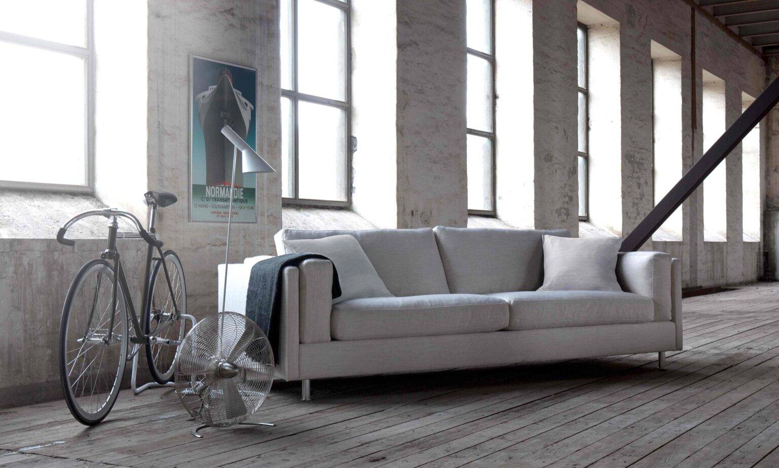 SOFAS_TOKYO cykel side 2 low